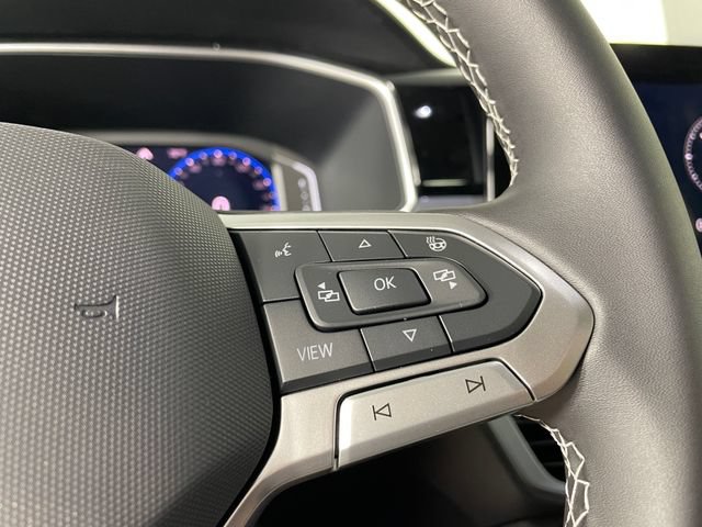 New 2026 Volkswagen Taos SEL AWD/4WD image 8