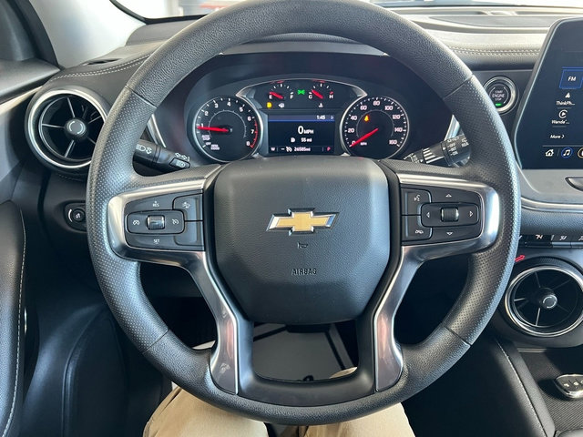 Used 2025 Chevrolet Blazer LT image 17