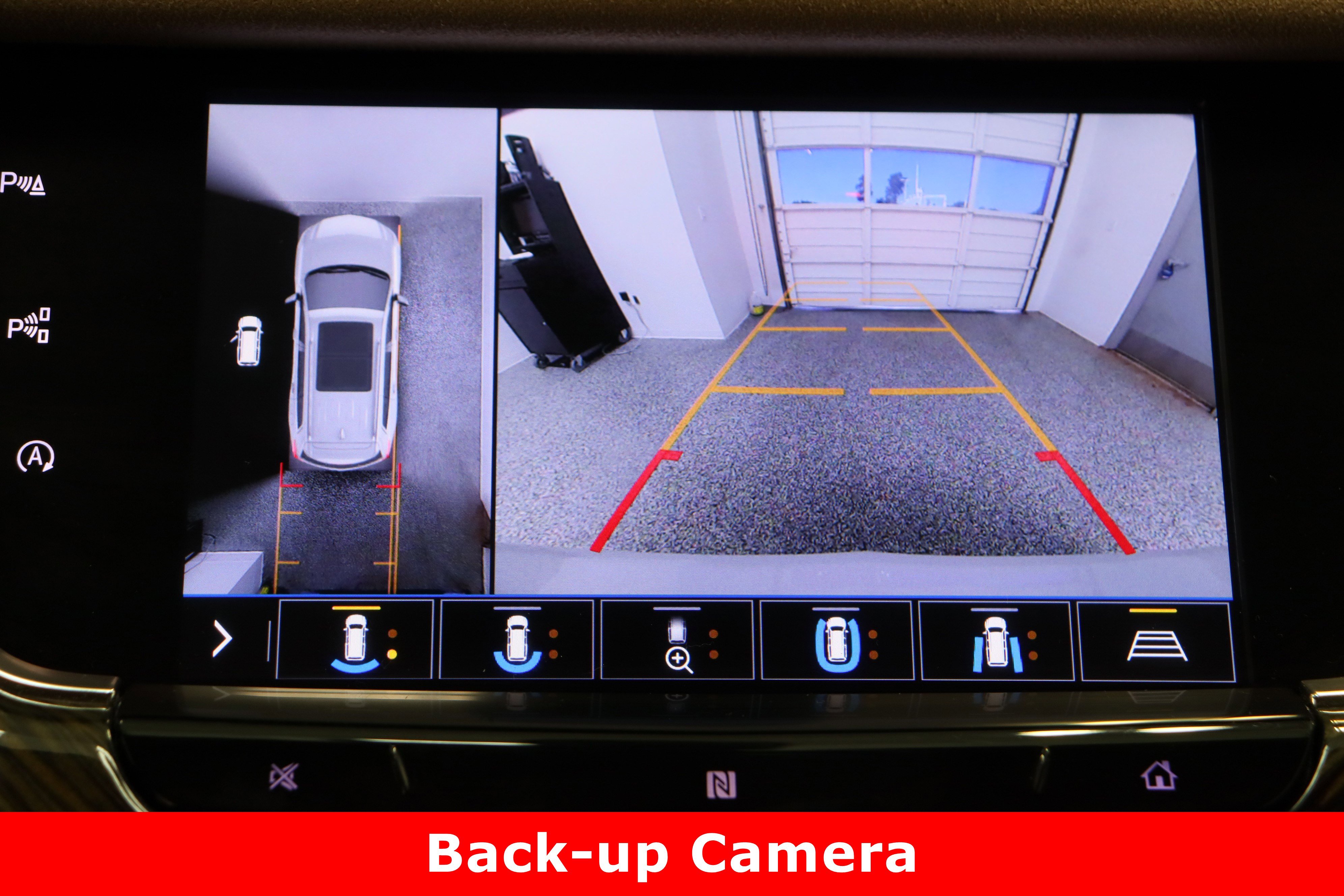 Used 2020 Cadillac XT6 Premium Luxury w/ Platinum Package image 24