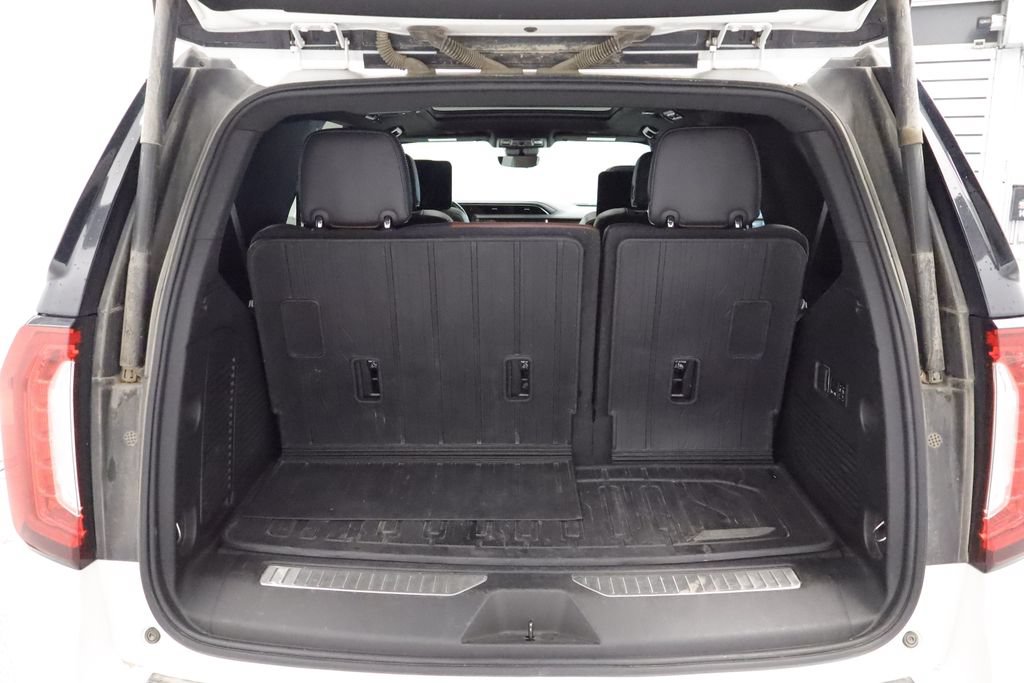 Used 2023 GMC Yukon Denali Ultimate AWD/4WD image 21