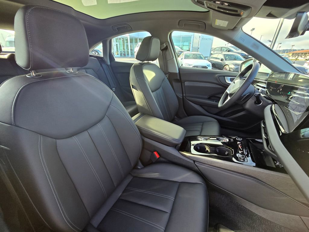 Used 2025 Audi A5 2.0T Premium Plus image 13