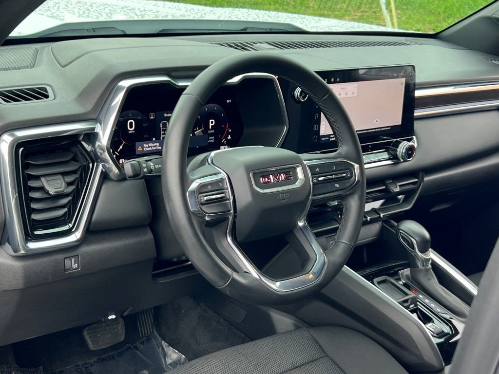 Used 2024 GMC Canyon Elevation image 14