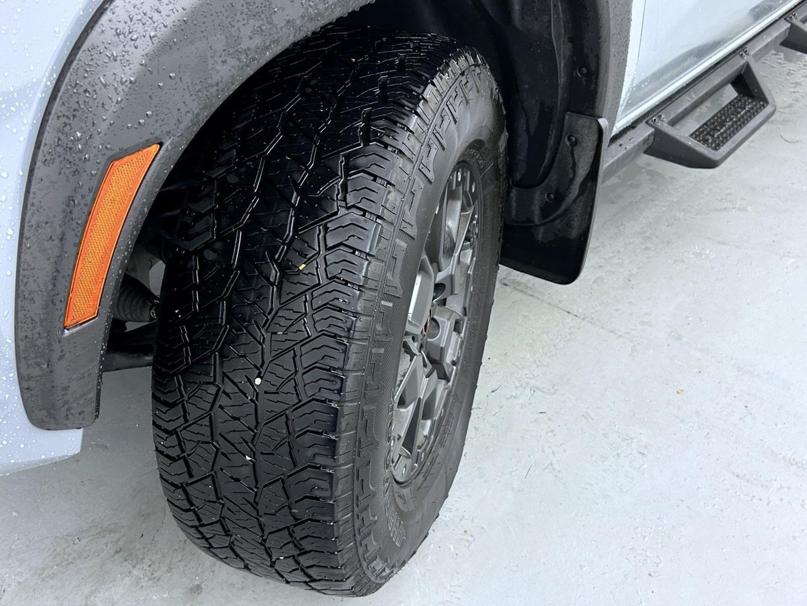 Used 2024 Nissan Frontier PRO-4X w/ Pro Premium Package AWD/4WD image 24