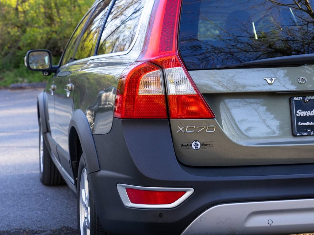 Used 2010 Volvo XC70 3.2 AWD/4WD image 11