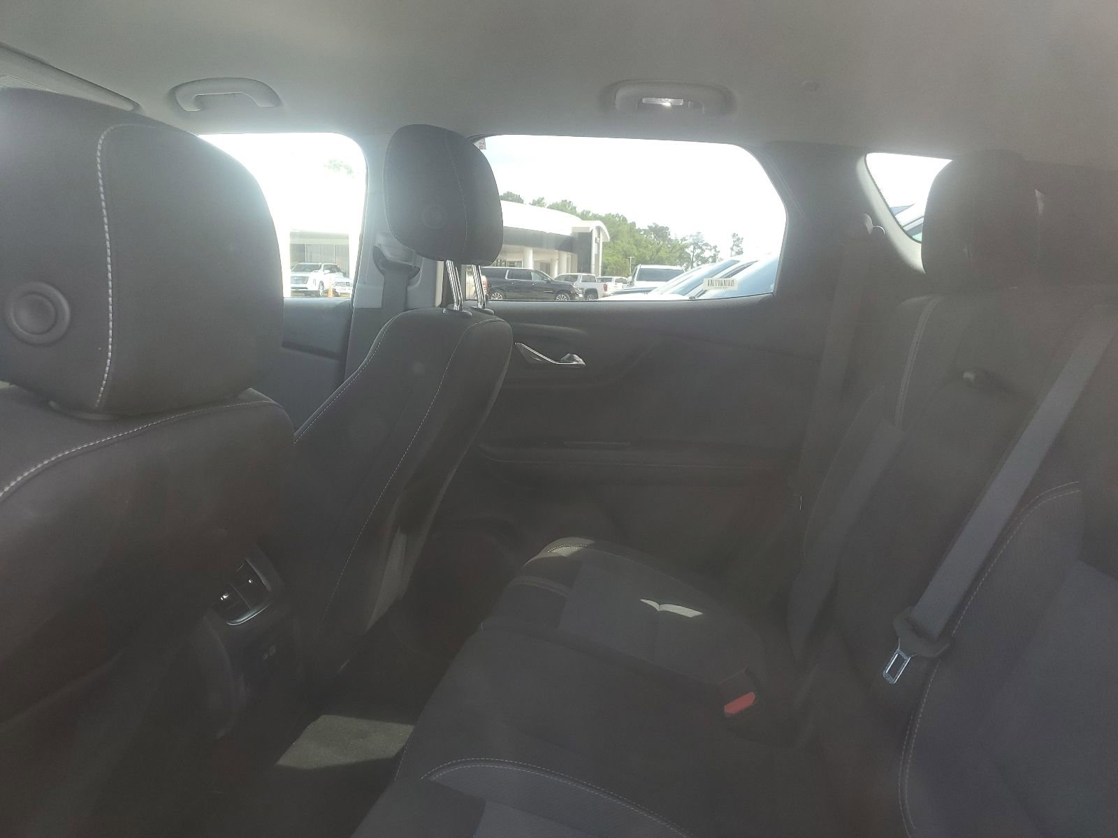 Used 2025 Chevrolet Blazer LT FWD image 12
