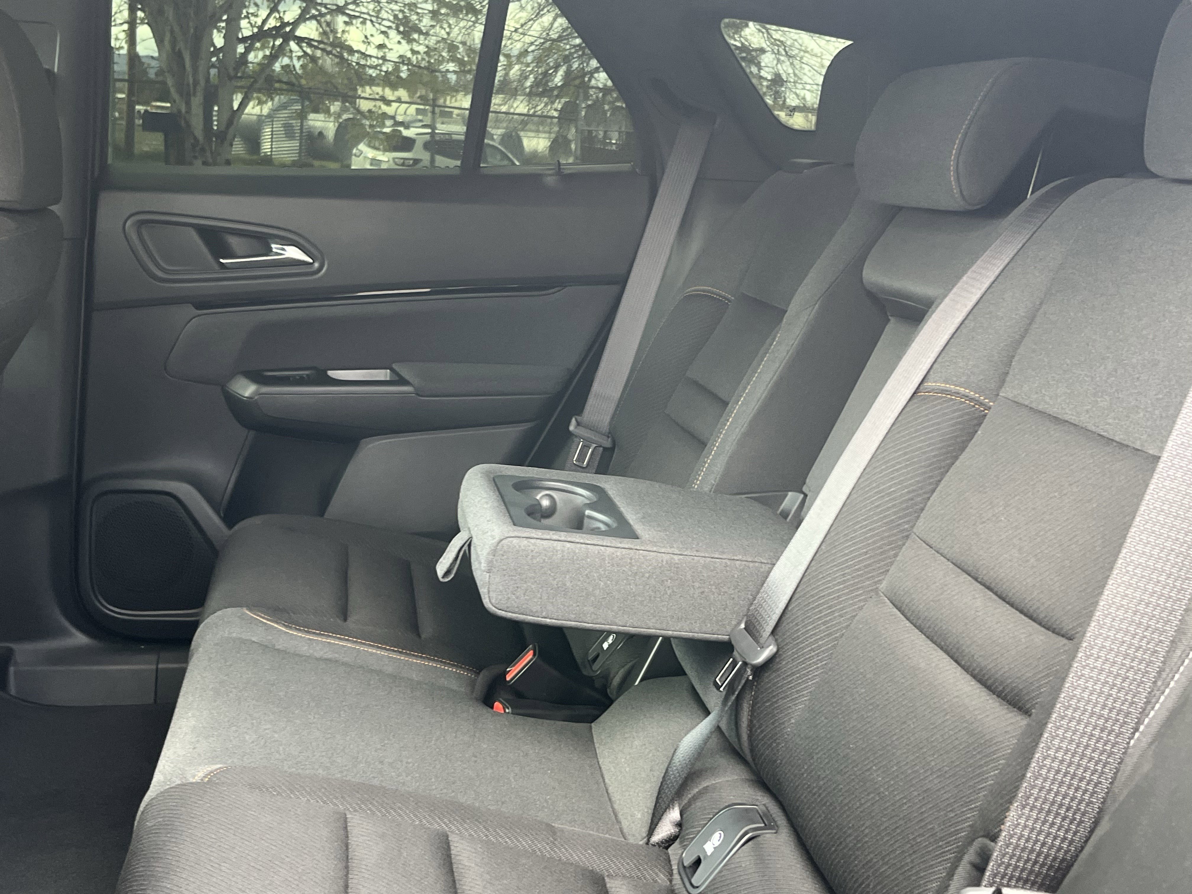 Used 2024 Honda Prologue EX image 14