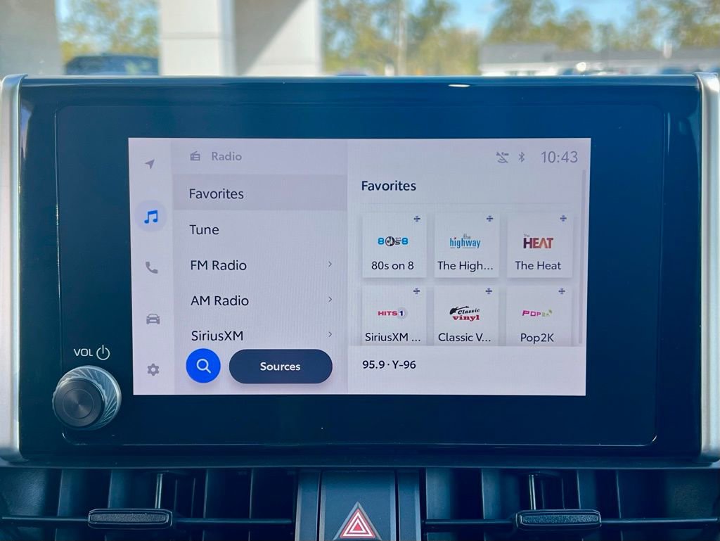 Used 2024 Toyota RAV4 XLE image 30