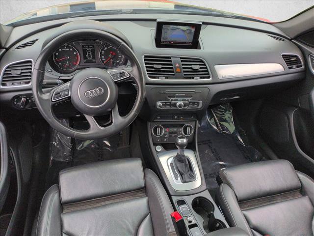 Used 2018 Audi Q3 2.0T Premium Plus w/ Premium Plus Package AWD/4WD image 19