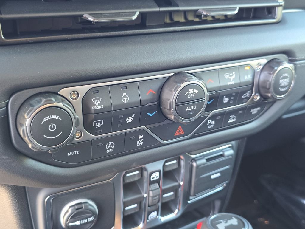 New 2026 Jeep Wrangler Sahara image 21