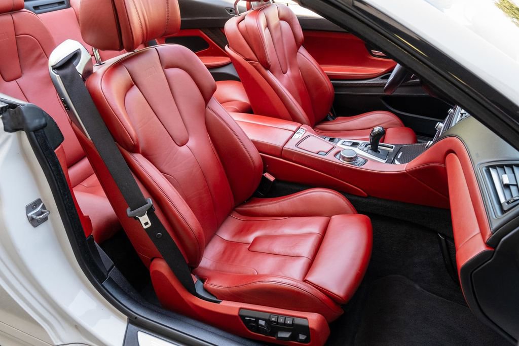 Used 2018 BMW M6 Convertible w/ Driving Assistance Package RWD image 31