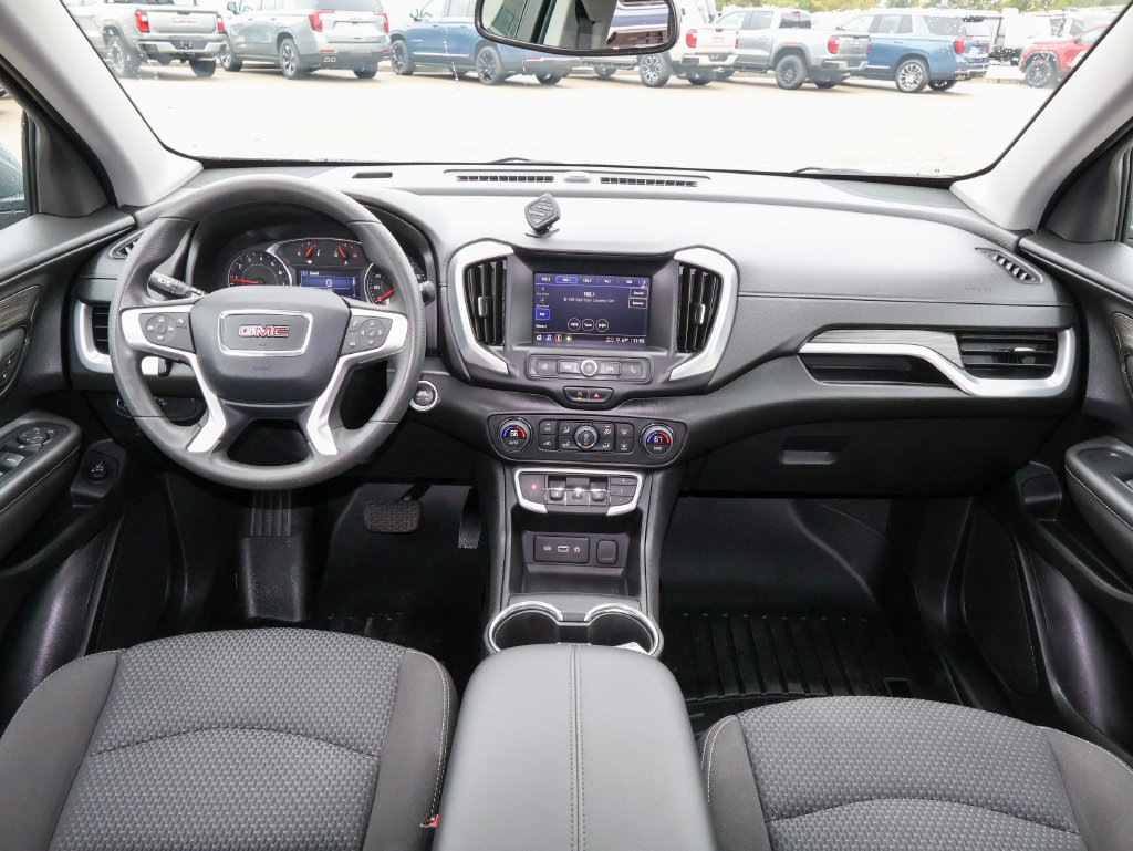 Used 2023 GMC Terrain SLE w/ Driver Convenience Package FWD image 11