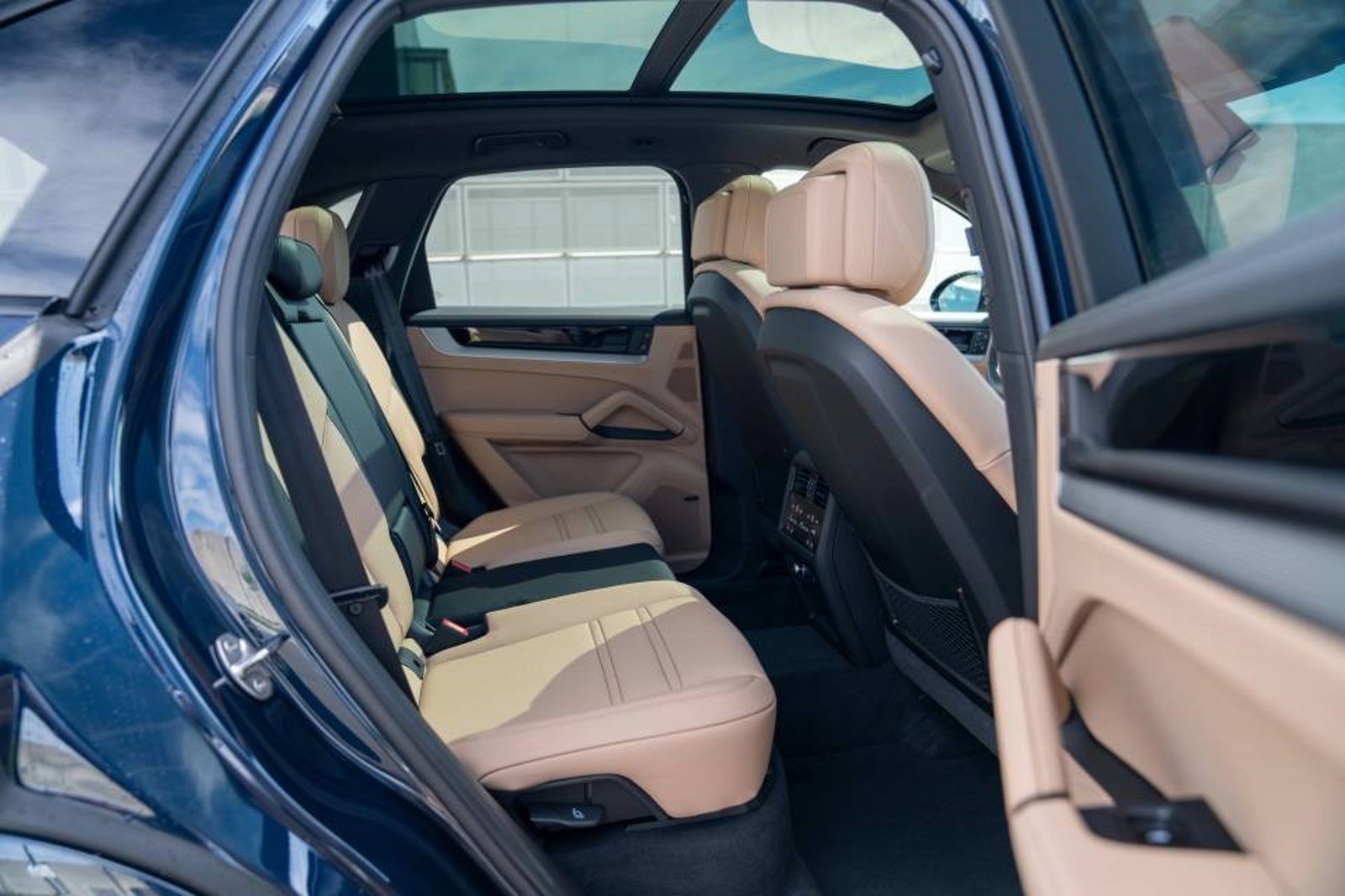 New 2026 Porsche Cayenne AWD/4WD image 24