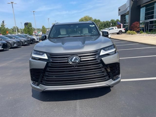 New 2026 Lexus LX 700h Luxury w/ Appearance Package AWD/4WD image 8
