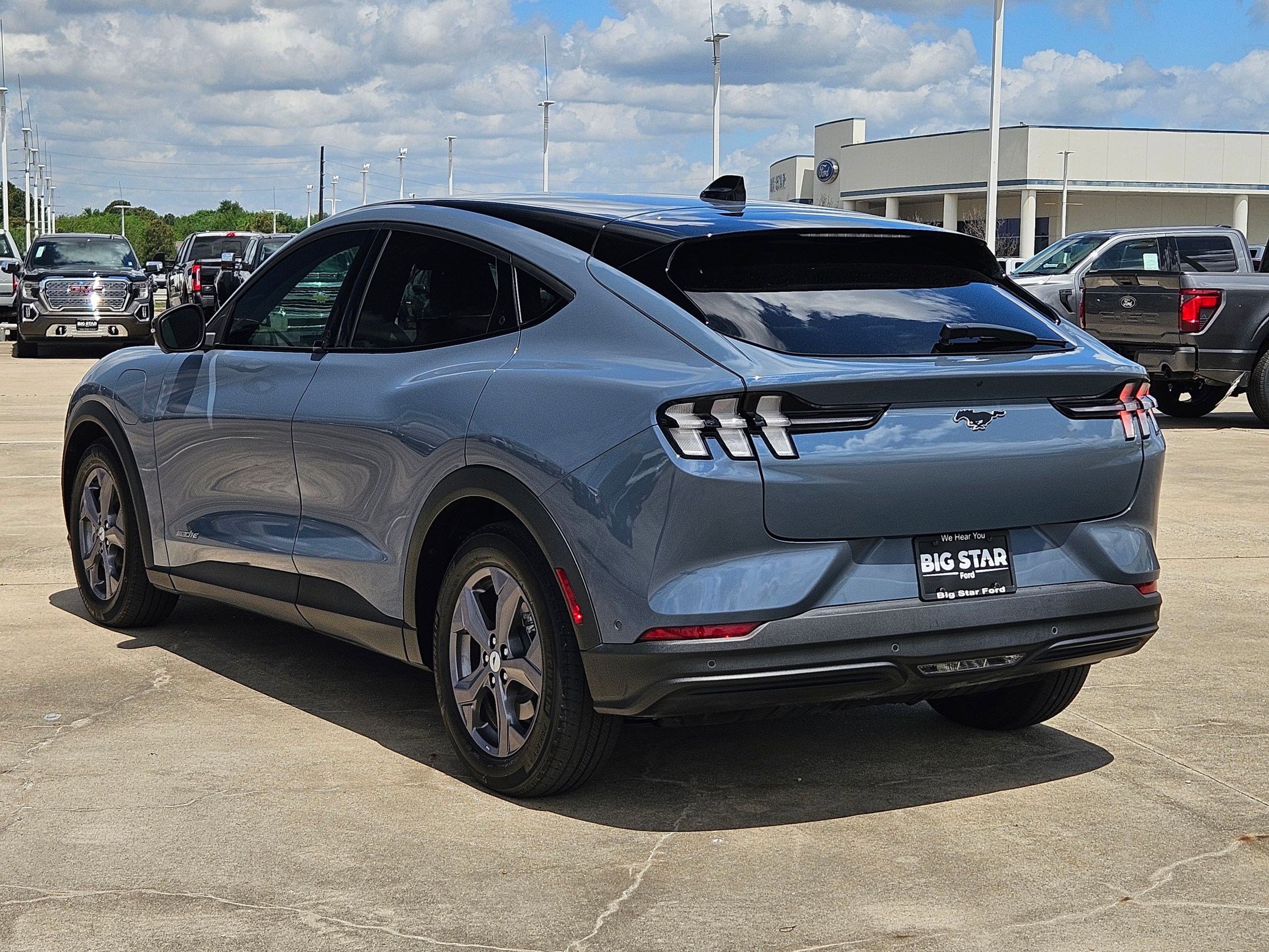 Used 2023 Ford Mustang Mach-E Select image 6