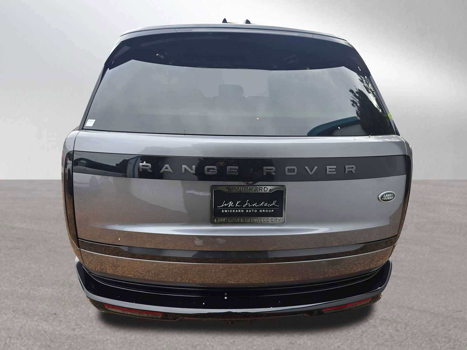 Used 2023 Land Rover Range Rover SE image 4