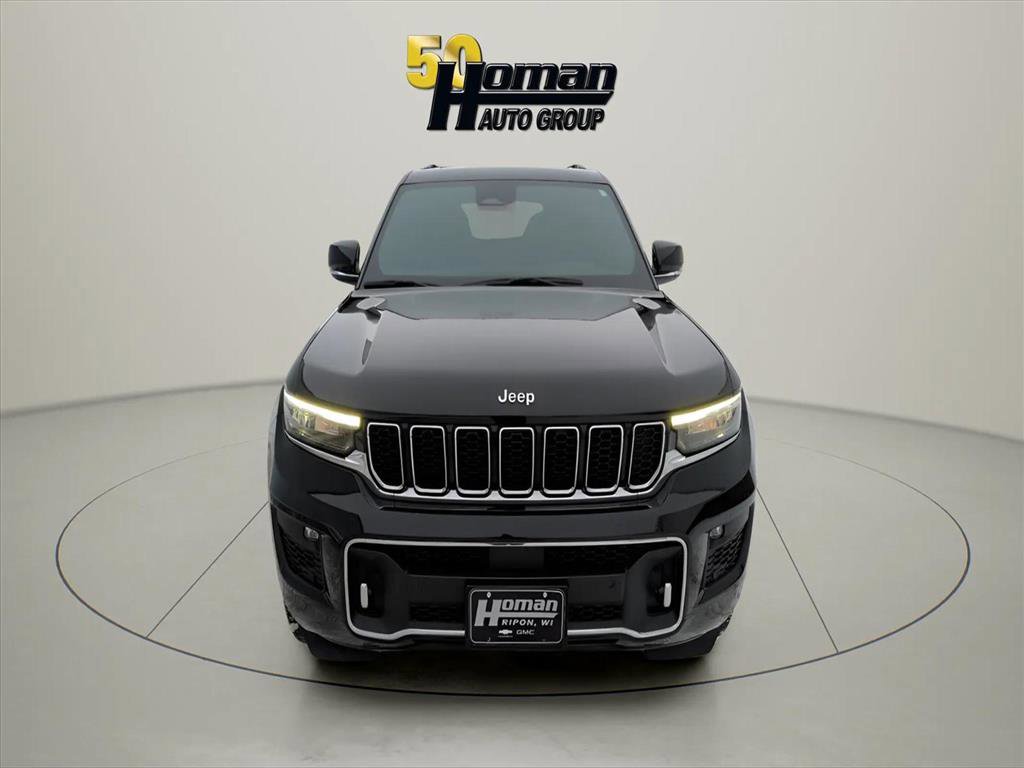 Used 2023 Jeep Grand Cherokee Overland w/ Luxury Tech Group IV image 8
