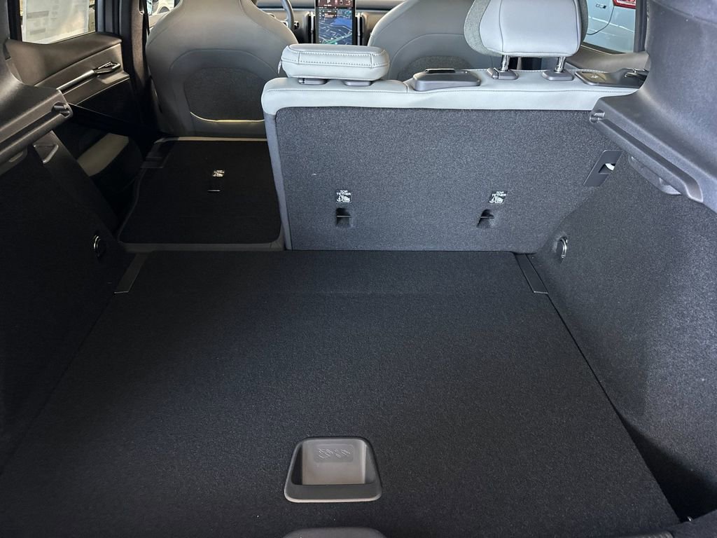 New 2026 Volvo EX30 Plus w/ Climate Package image 14
