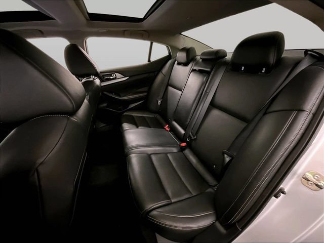 Used 2017 Nissan Maxima 3.5 SL FWD image 26