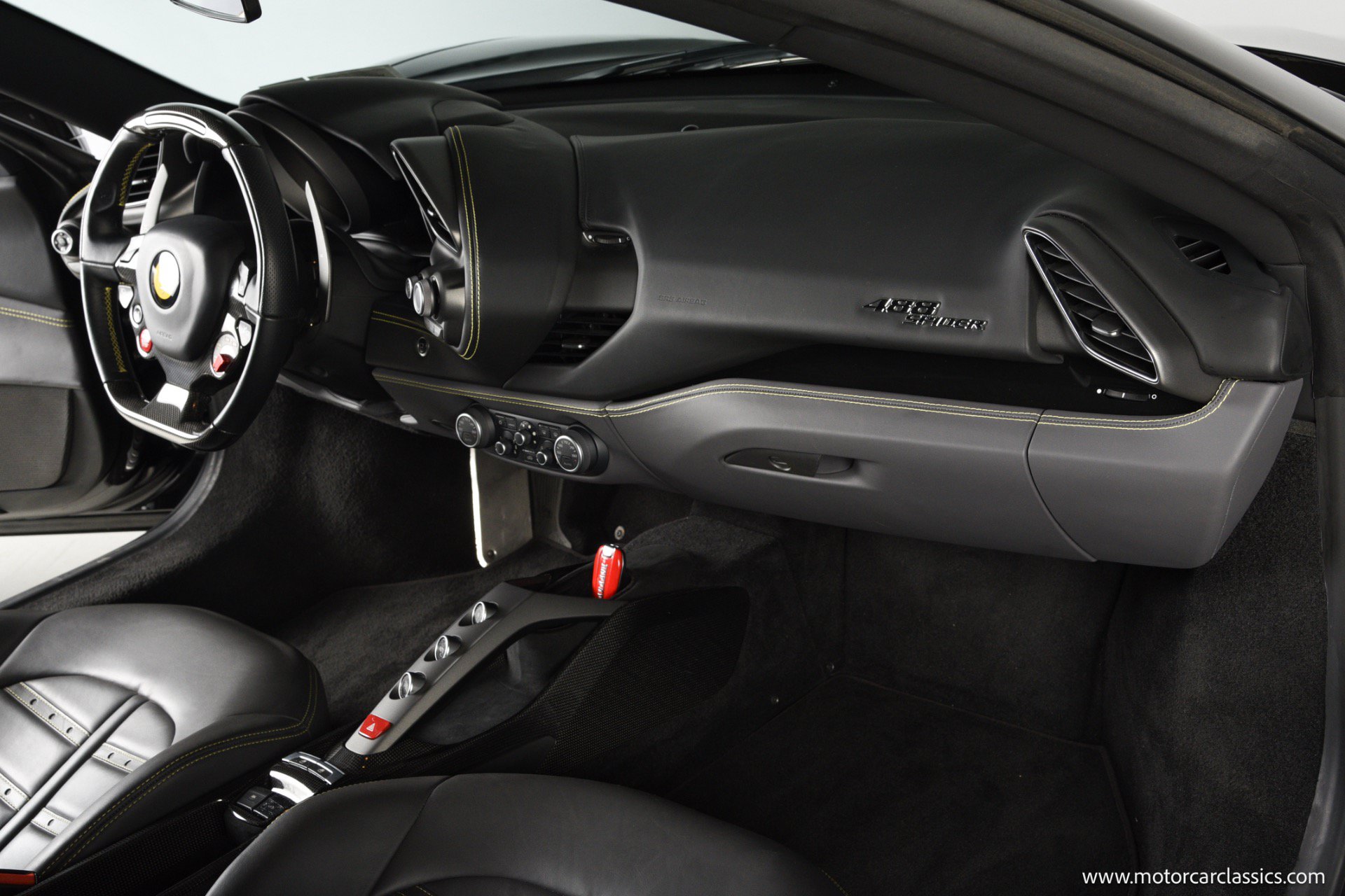 Used 2016 Ferrari 488 Spider RWD image 27