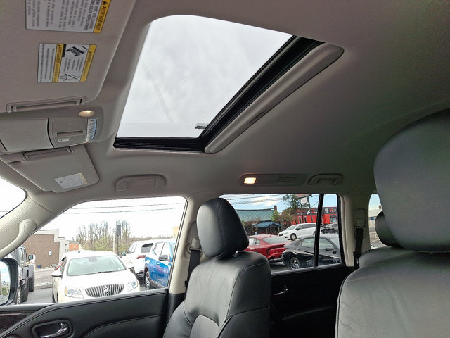 Used 2024 INFINITI QX80 Luxe AWD/4WD image 18