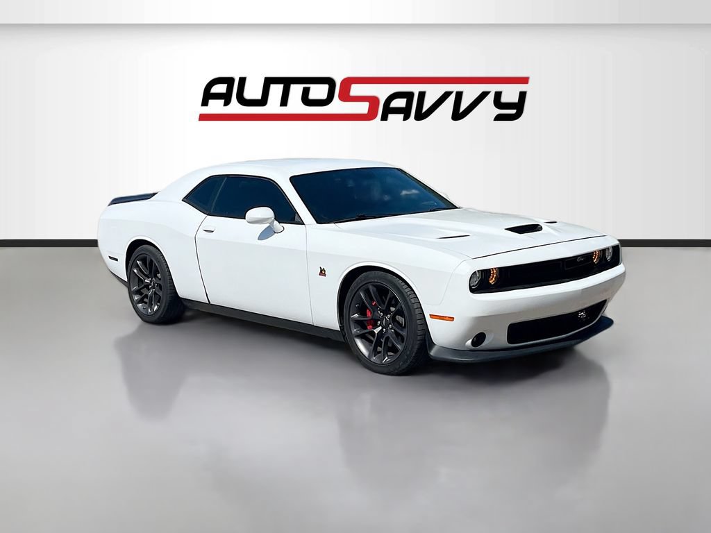Used 2022 Dodge Challenger R/T Scat Pack RWD image 1