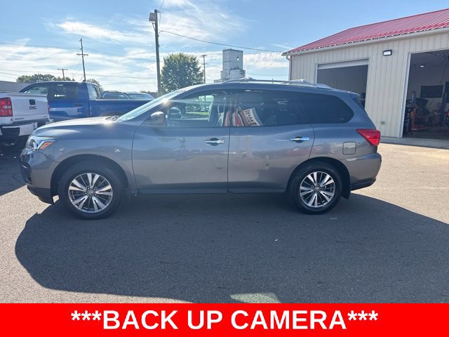 Used 2020 Nissan Pathfinder S AWD/4WD image 4