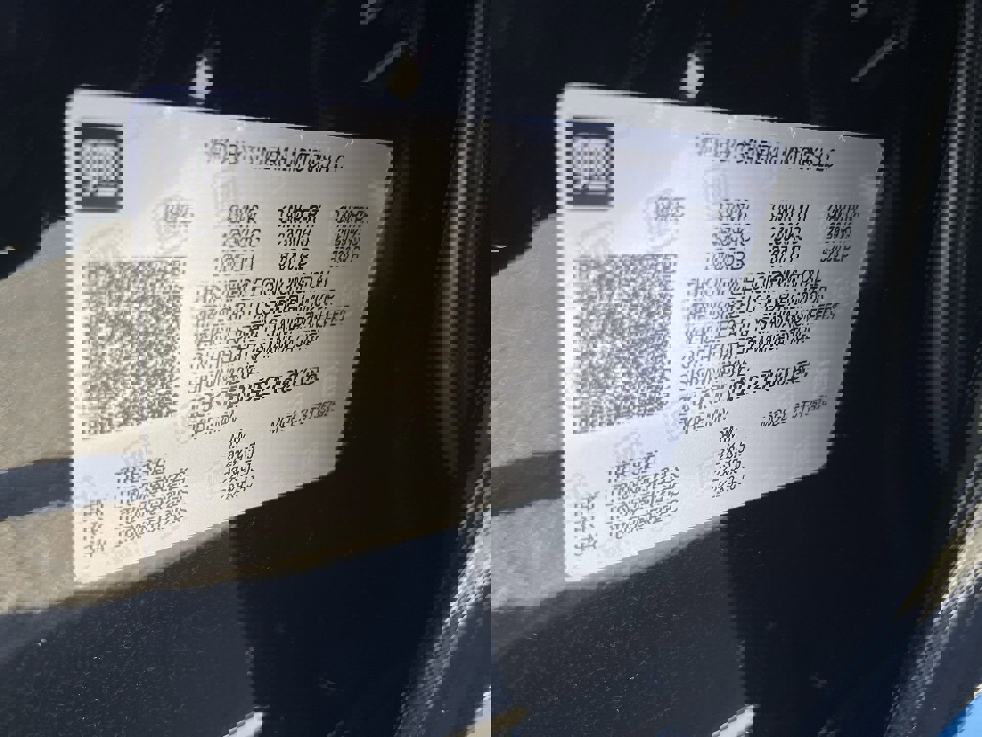 New 2026 GMC Hummer EV SUV w/ LPO, Roof Cross Rail Package image 68