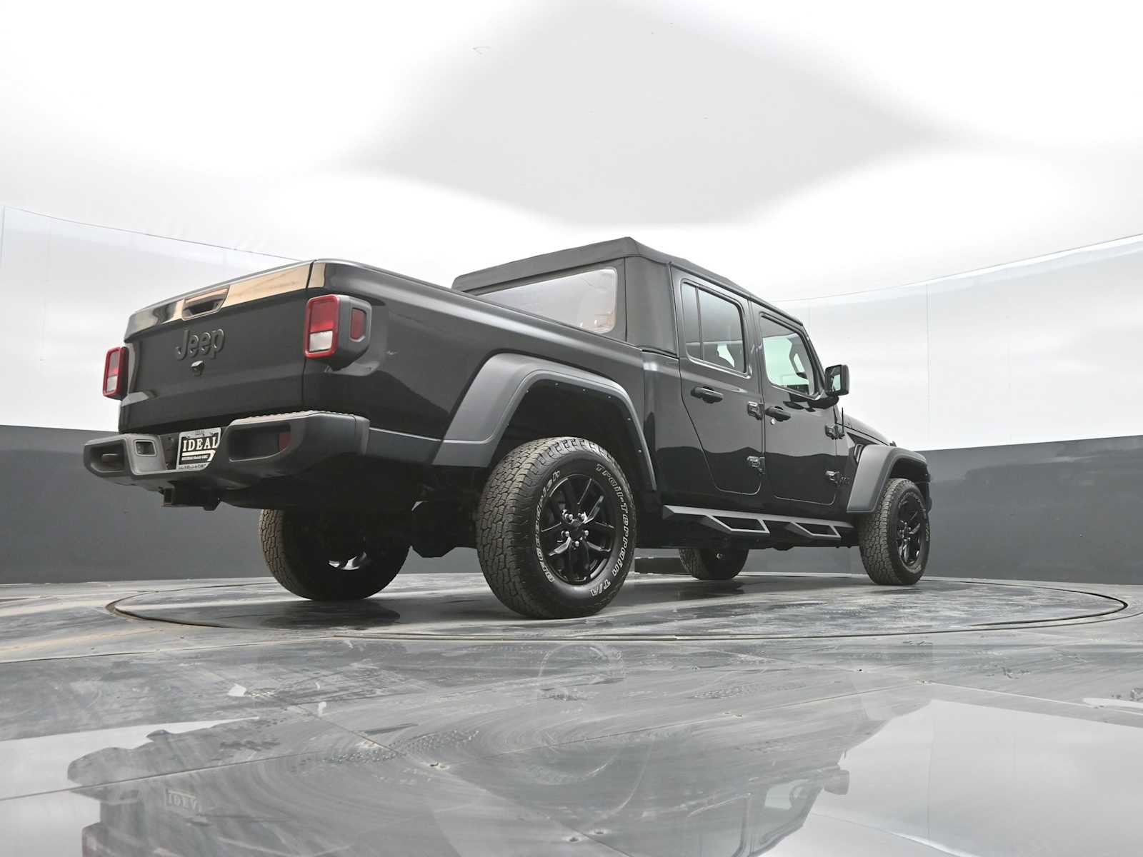 Used 2022 Jeep Gladiator Sport w/ Trailer Tow Package image 36