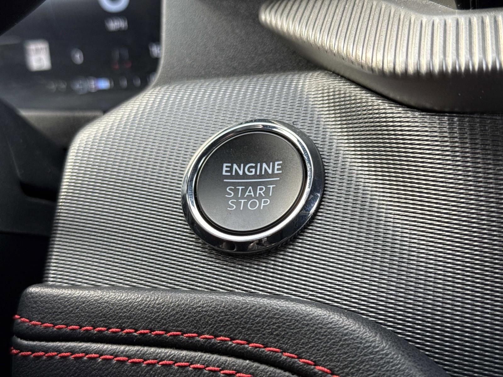 Used 2025 Ford Explorer ST-Line image 19