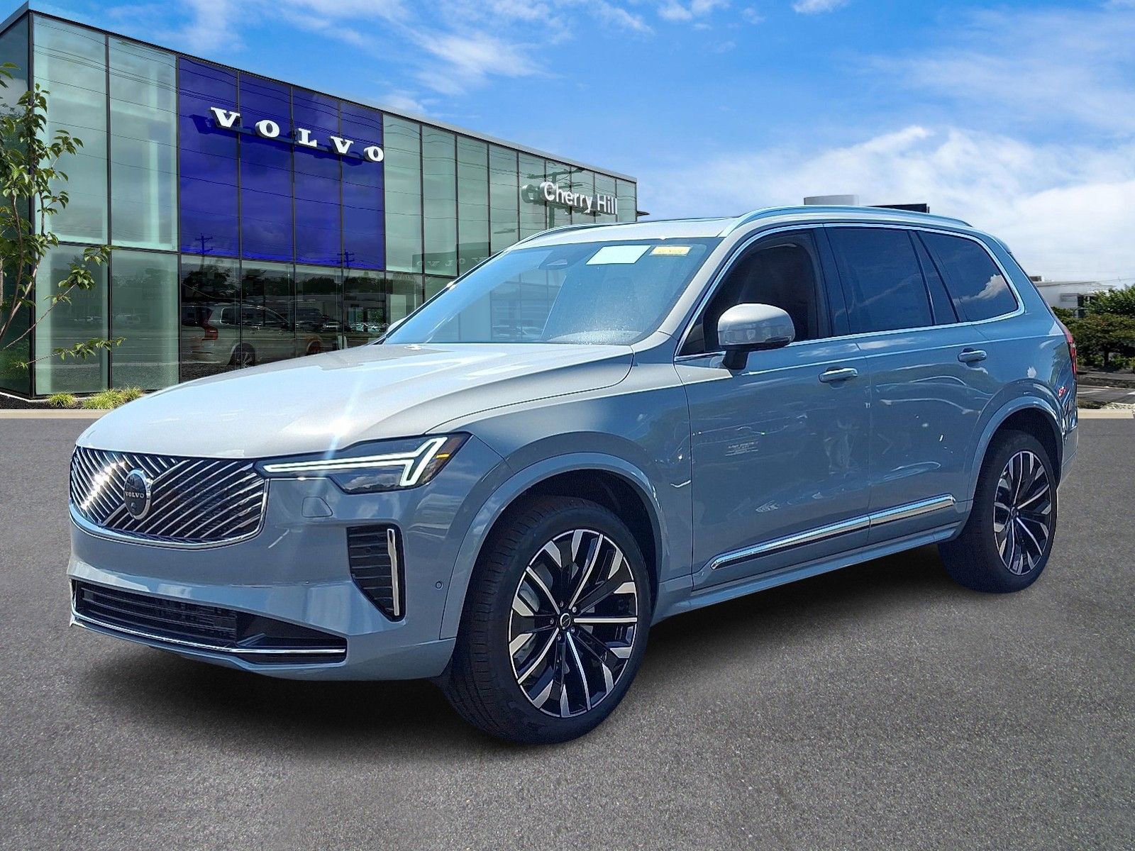 New 2026 Volvo XC90 B6 Plus w/ Protection Package Premier image 3