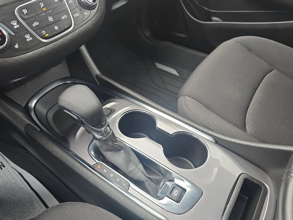 Used 2023 Chevrolet Malibu LT FWD image 24