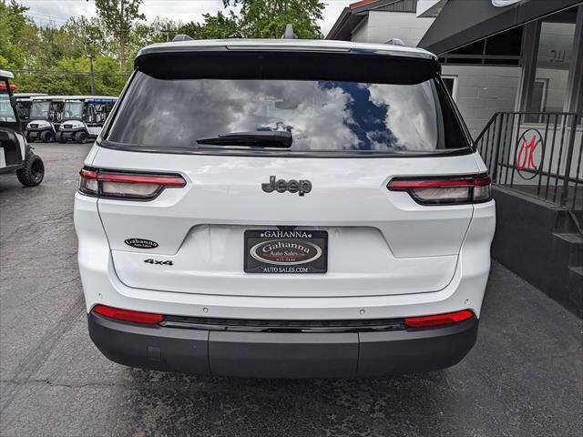 Used 2023 Jeep Grand Cherokee L Laredo AWD/4WD image 4