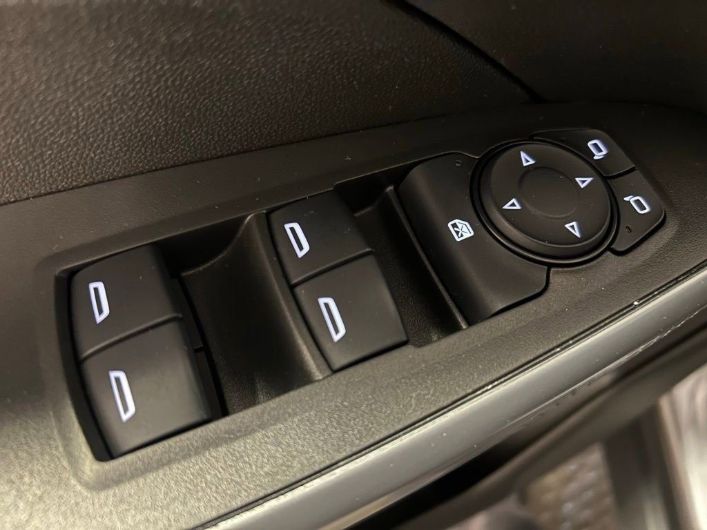 Used 2024 Chevrolet Trax RS w/ Driver Confidence Package image 5