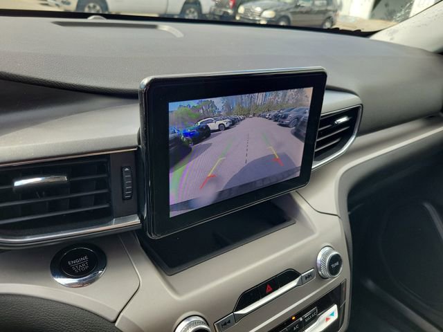 Used 2022 Ford Explorer XLT w/ Equipment Group 202A image 22