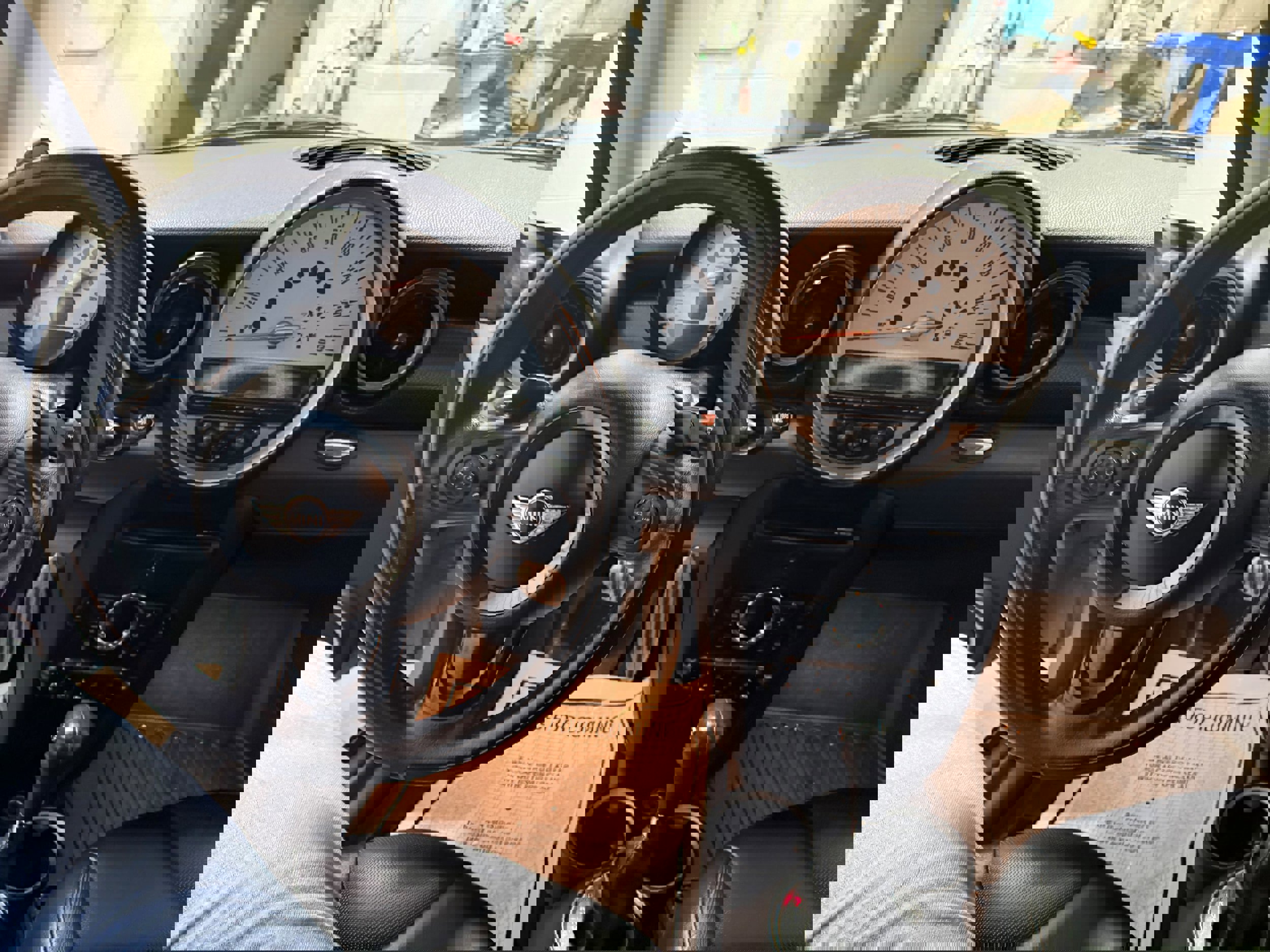 Used 2011 MINI Cooper S image 37