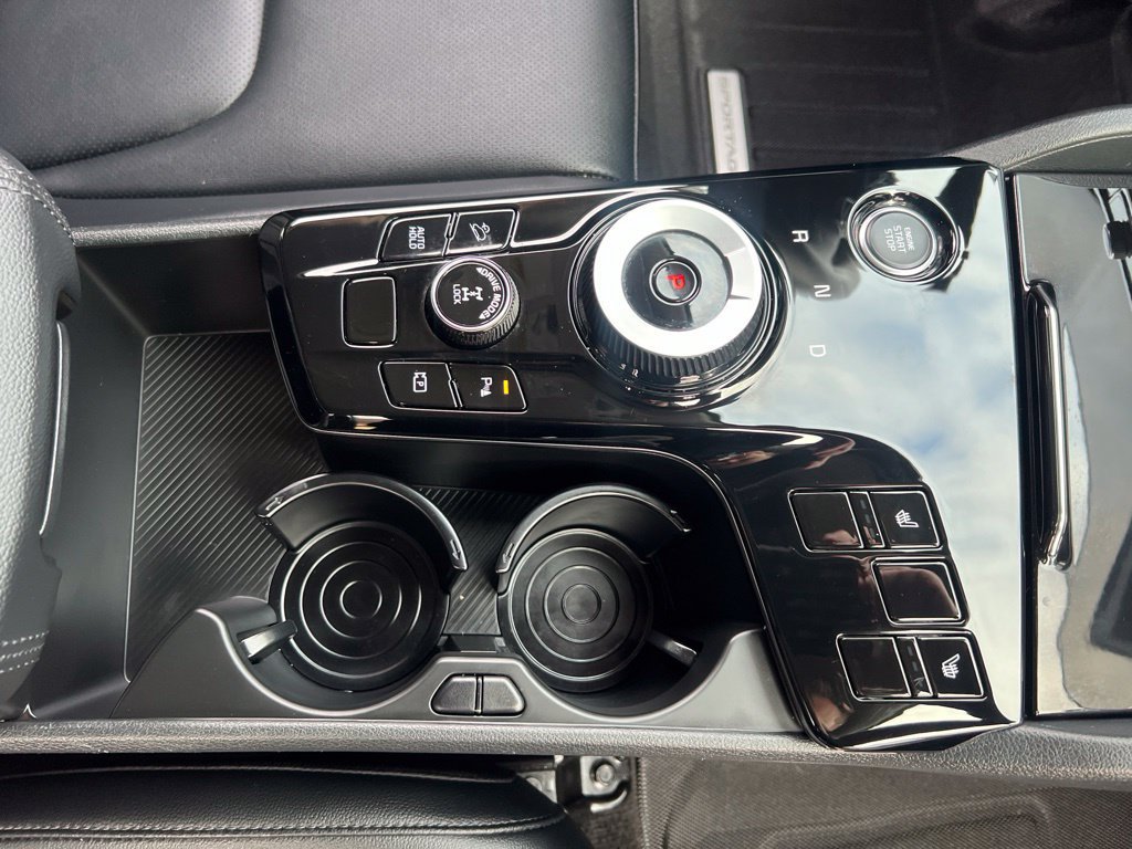 Certified 2025 Kia Sportage EX AWD/4WD image 22