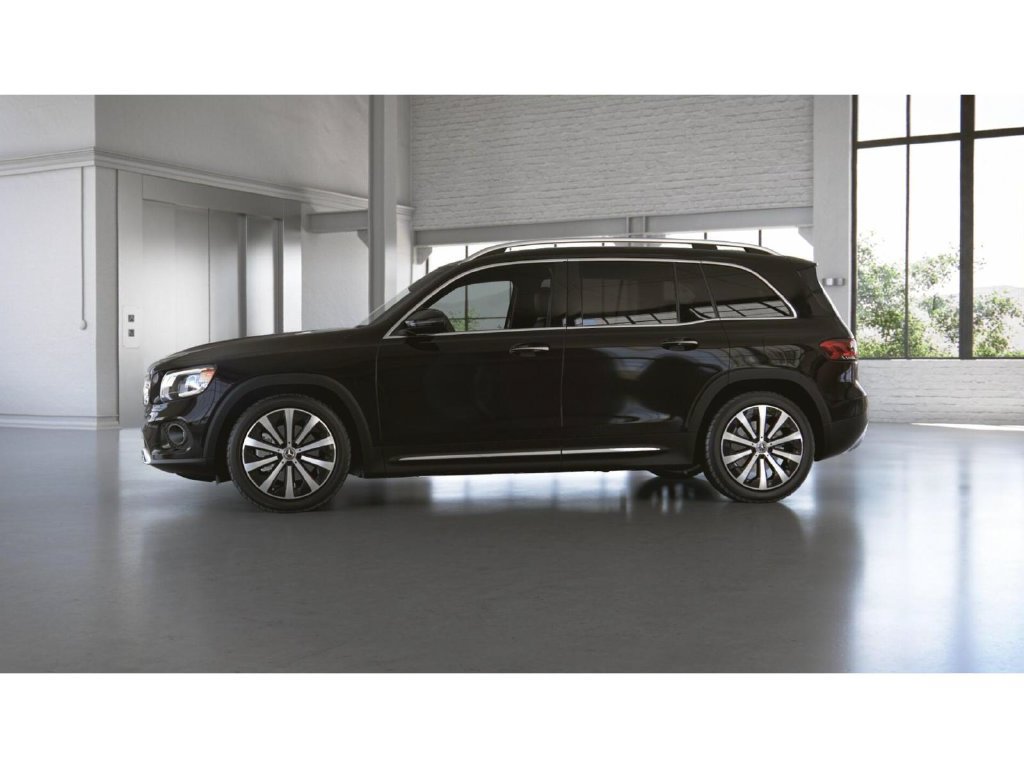 Used 2022 Mercedes-Benz GLB 250 4MATIC image 36