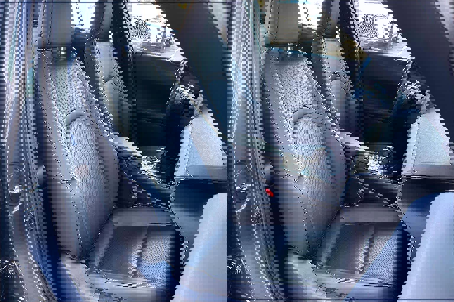 Used 2025 Lexus UX 300h AWD w/ Cold Area Package image 8