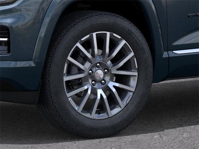 New 2026 GMC Terrain Denali w/ LPO, Black Badging Package image 9