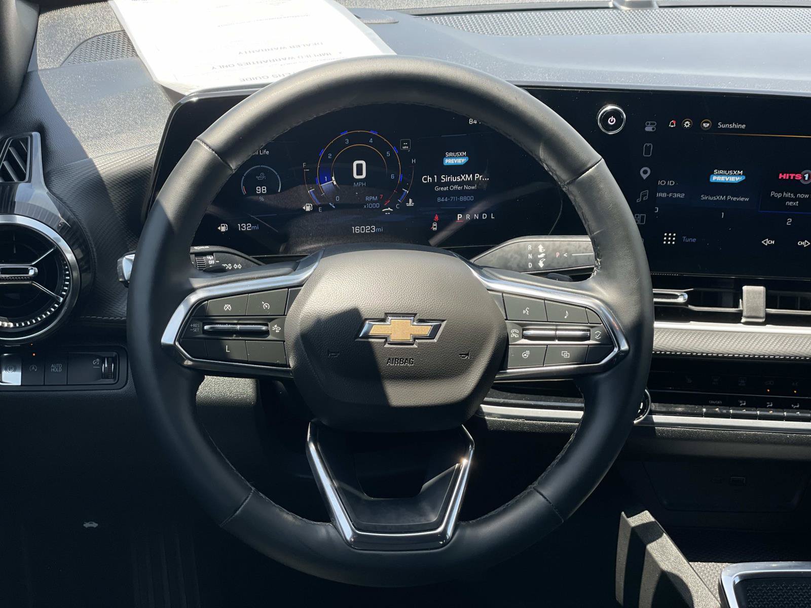Used 2025 Chevrolet Equinox LT FWD image 10