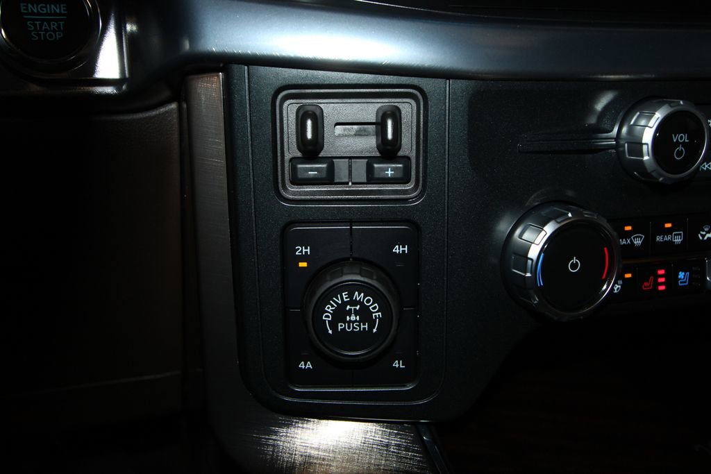 Used 2025 Ford F150 King Ranch w/ FX4 Off-Road Package AWD/4WD image 18