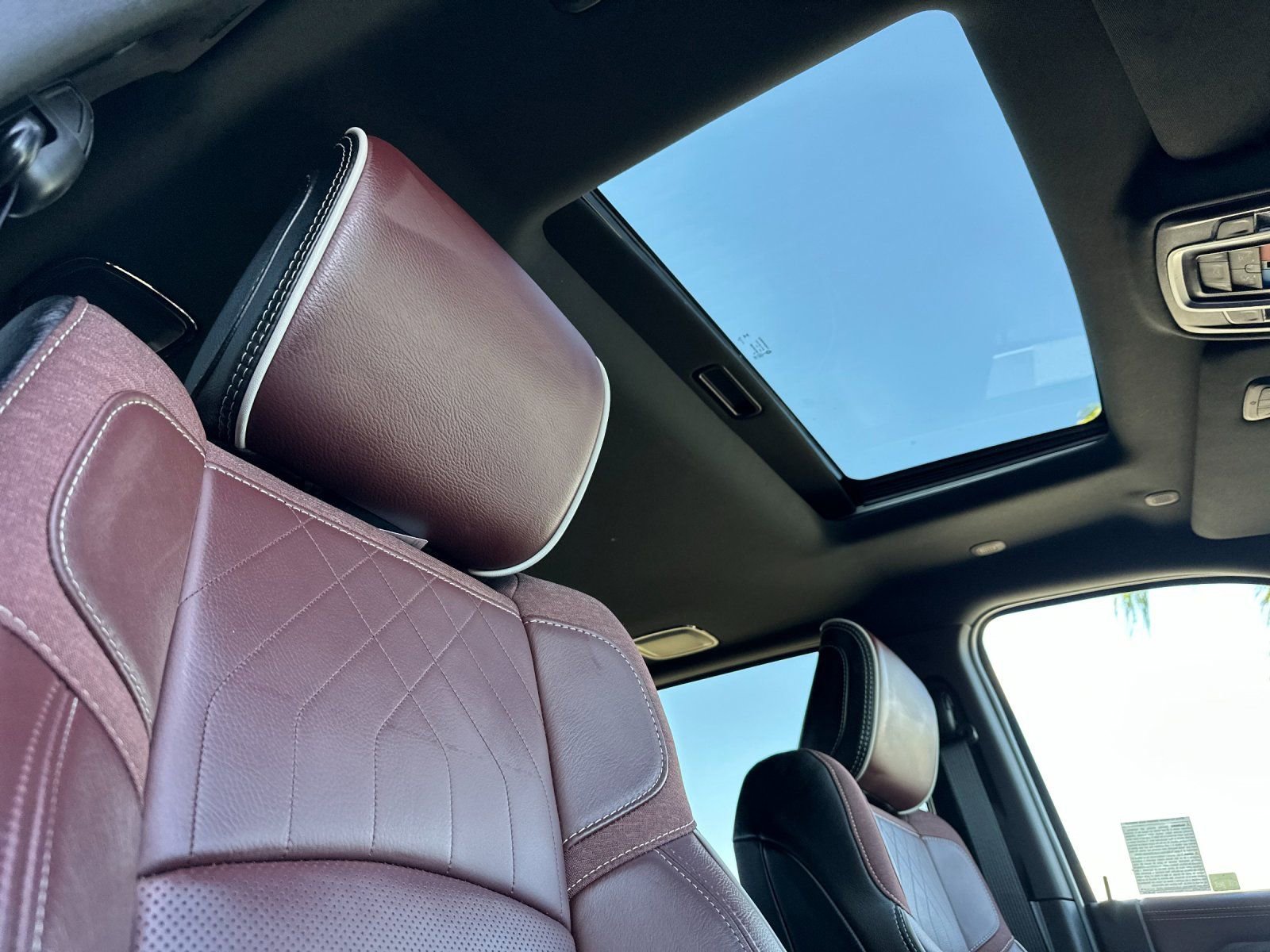 New 2025 RAM 3500 Limited AWD/4WD image 15
