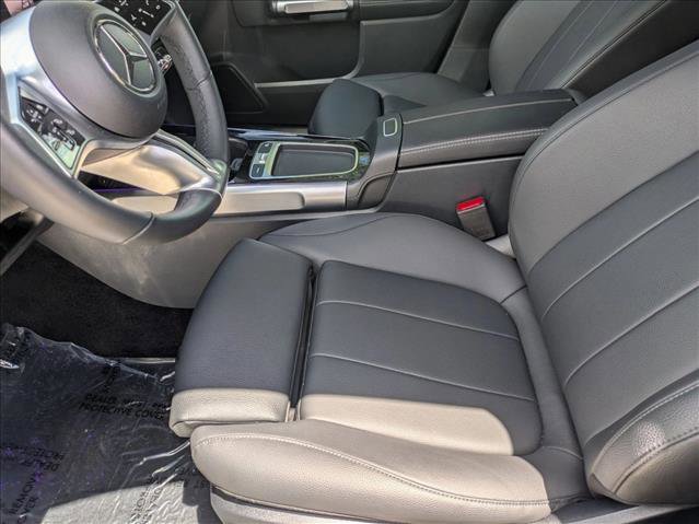 Used 2025 Mercedes-Benz GLB 250 image 15