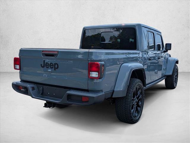 Used 2024 Jeep Gladiator Sport AWD/4WD image 5