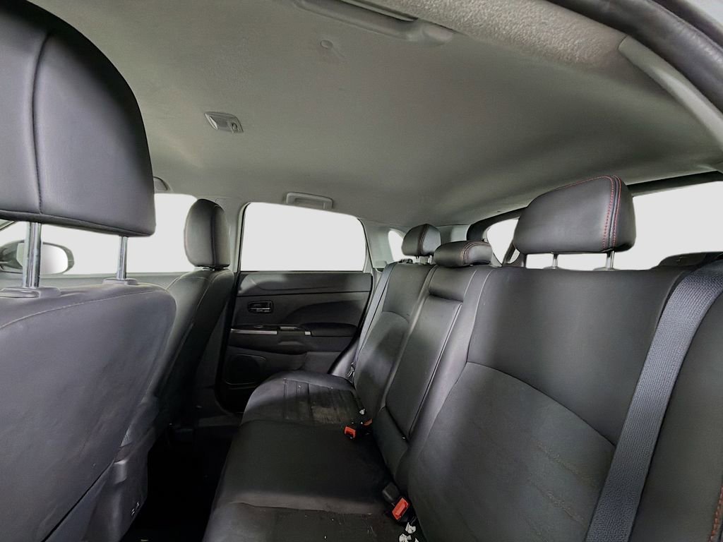 Used 2023 Mitsubishi Outlander Sport SE image 21