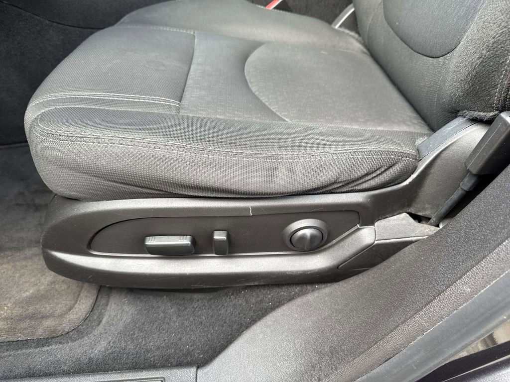 Certified 2016 GMC Acadia SLE image 12