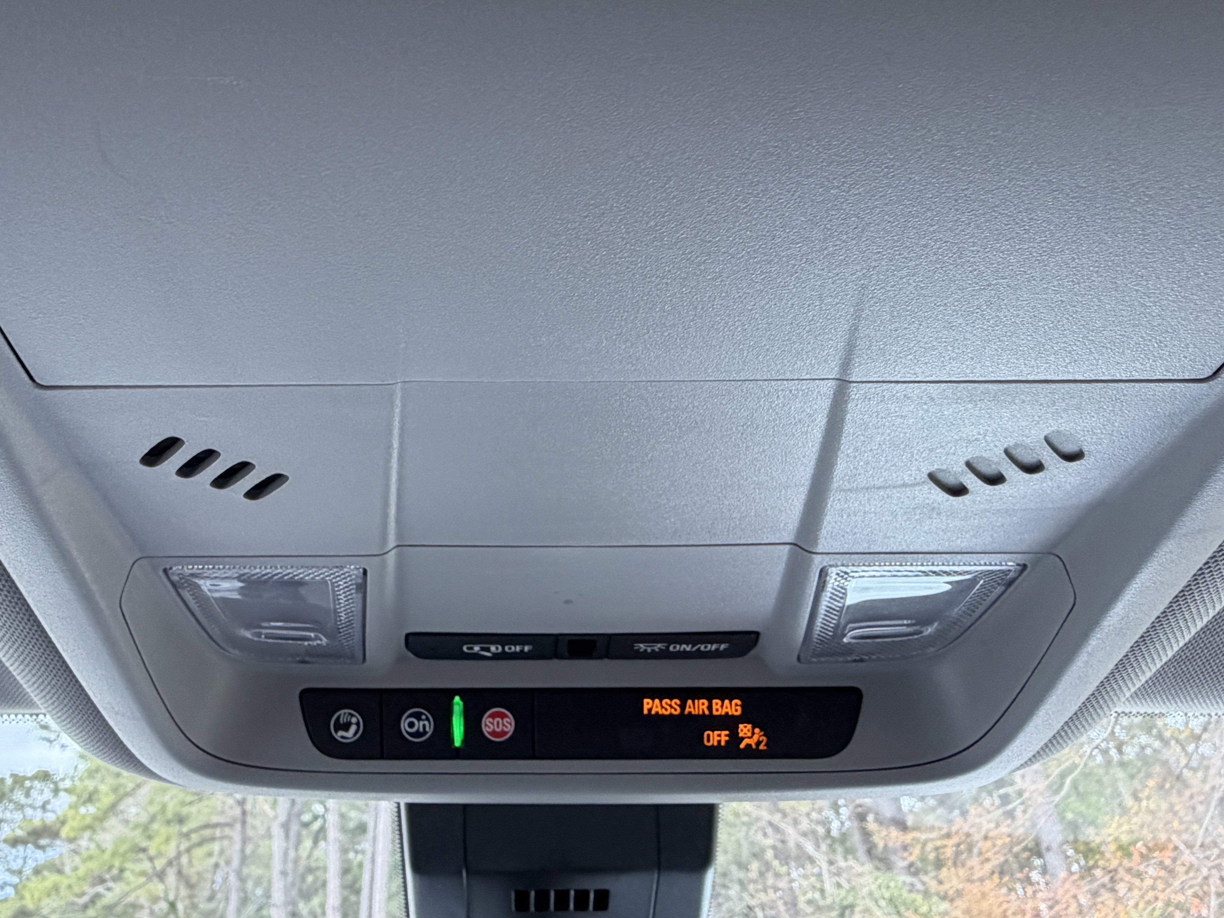 Used 2024 Chevrolet Equinox LS w/ LS Convenience Package FWD image 30