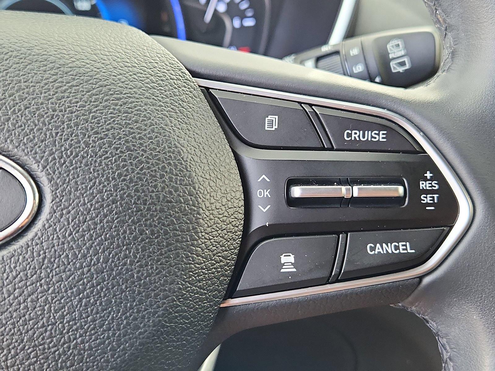 Used 2019 Hyundai Santa Fe Limited AWD/4WD image 20