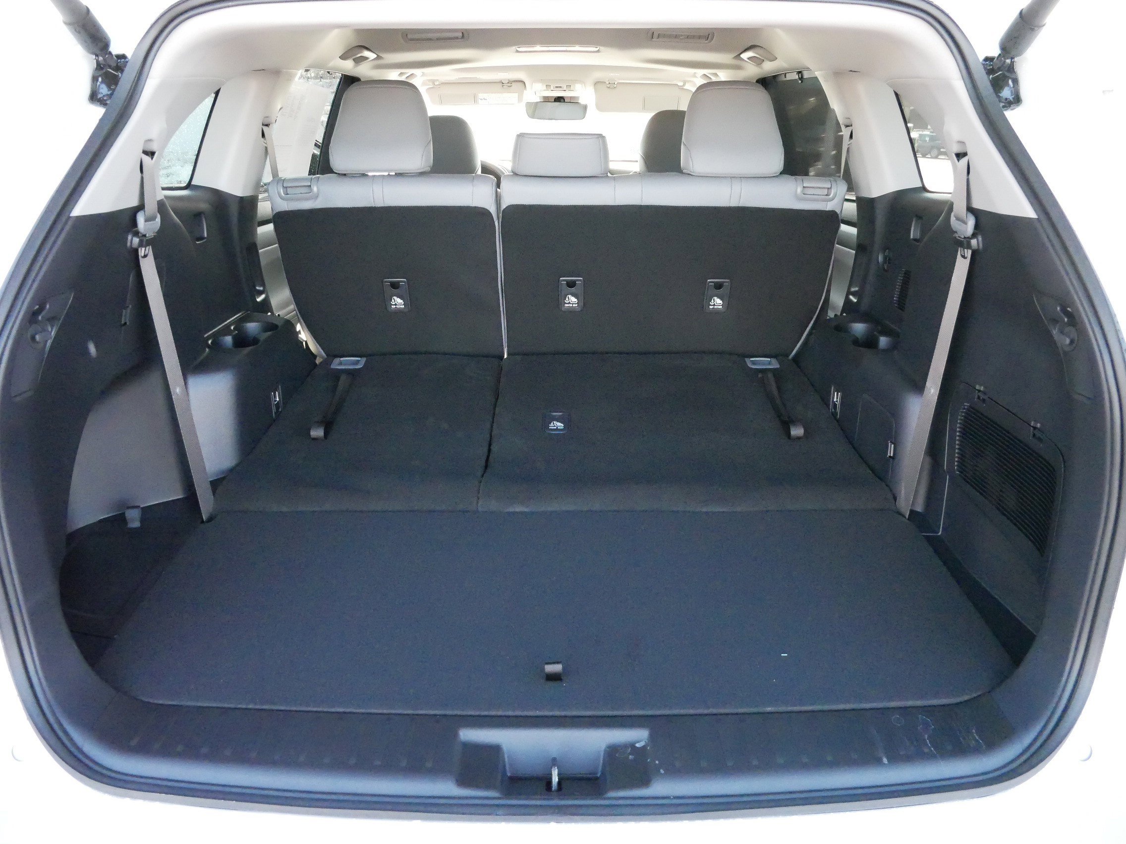 Certified 2026 Toyota Highlander XLE image 18