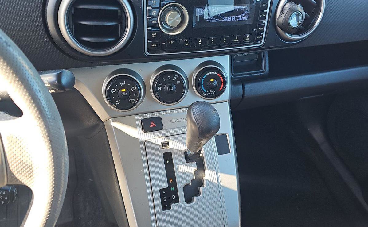 Used 2009 Scion xB image 11